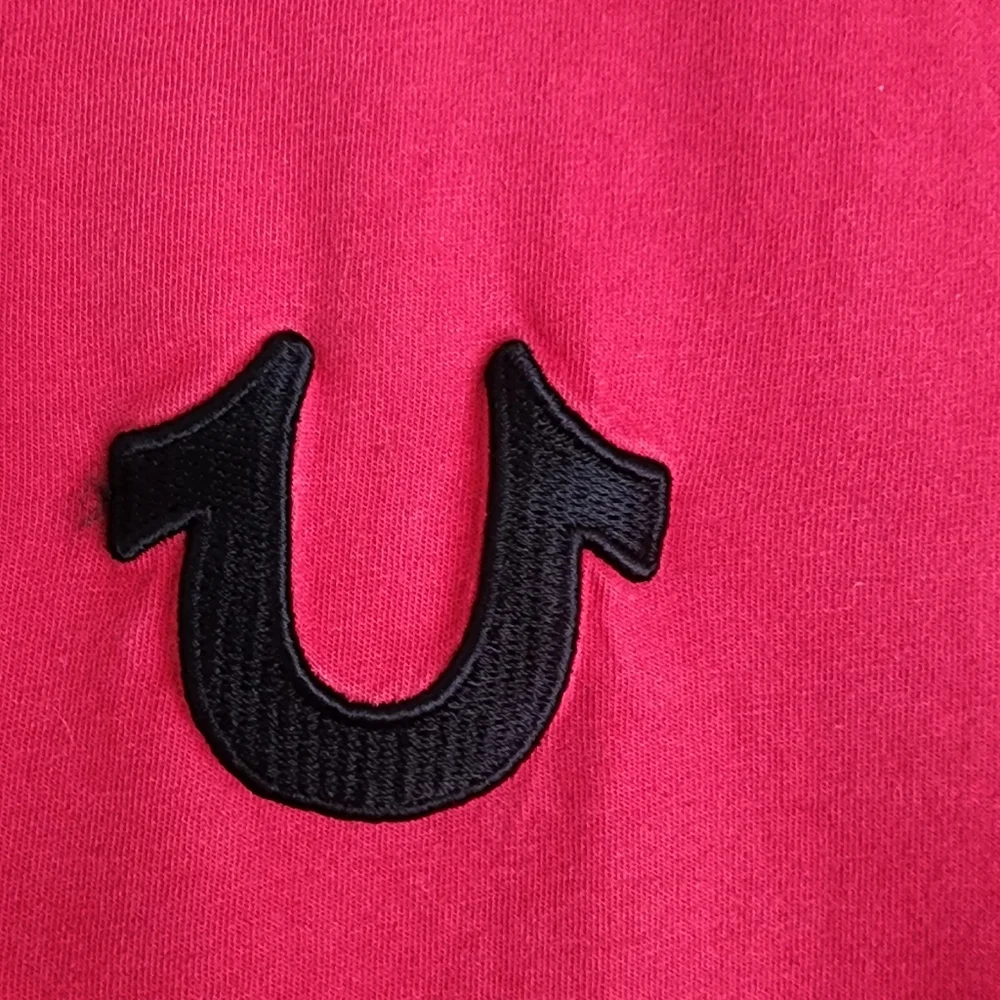 True Religion Men's Red‎ T-Shirt Horseshoe Logo Size M
